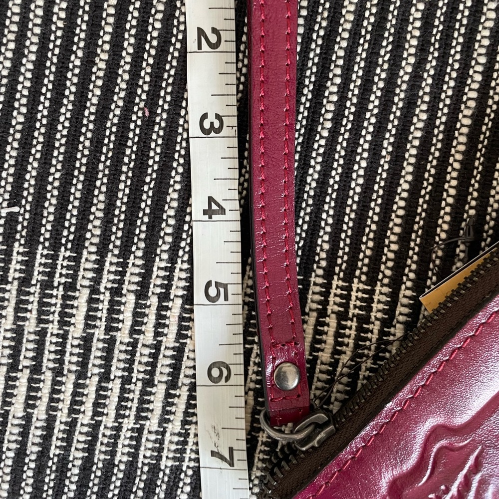 Patricia Nash Tooled Leather Cassini Wristlet - Picture 12 of 15